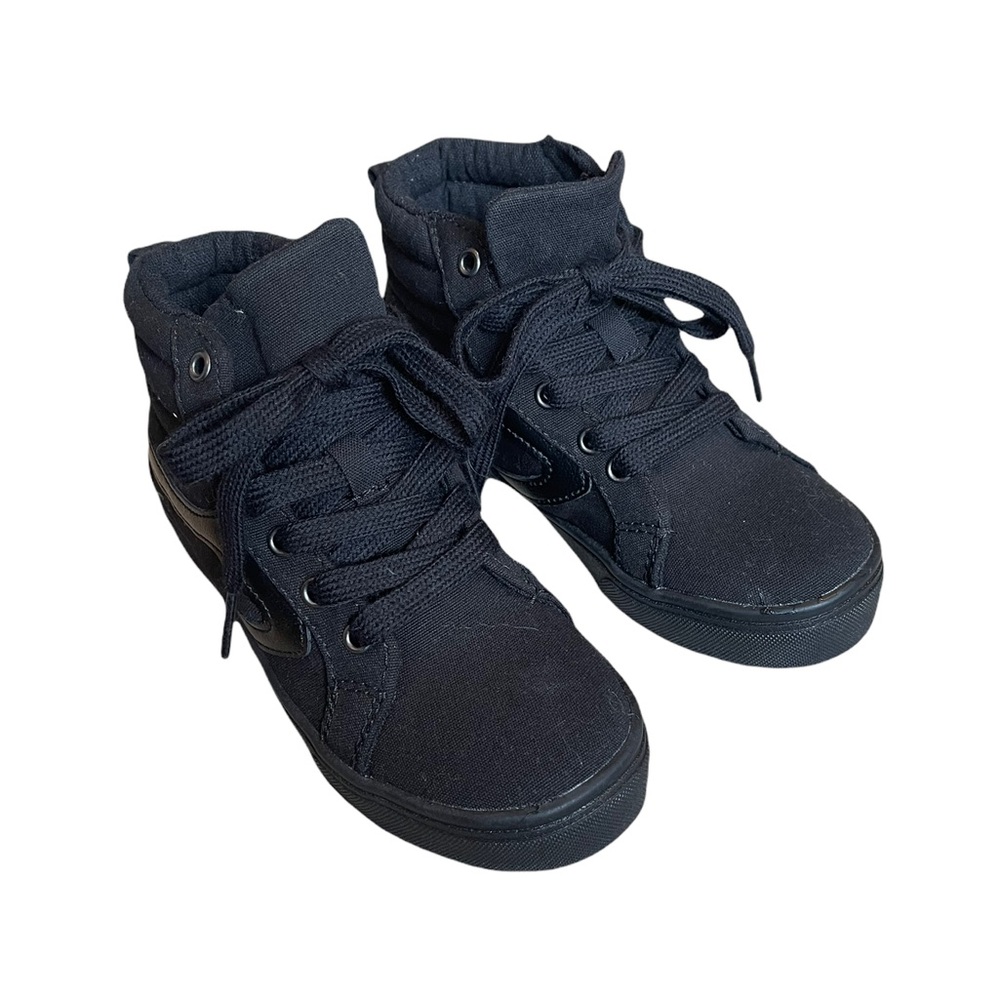 NWOT Kids Mid Top Black Sneakers